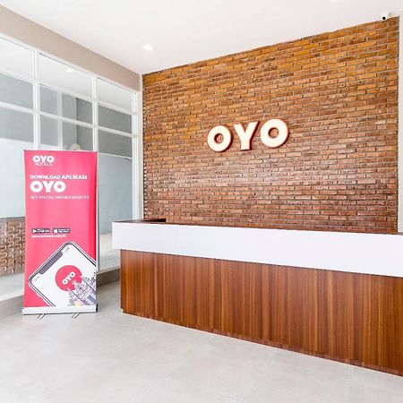 Super Oyo 360 Mangaan Residence Medan Extérieur photo