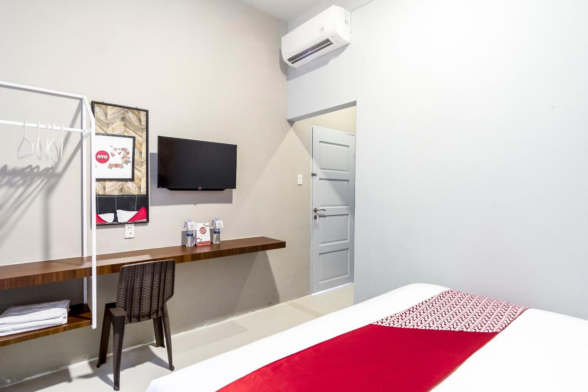 Super Oyo 360 Mangaan Residence Medan Extérieur photo